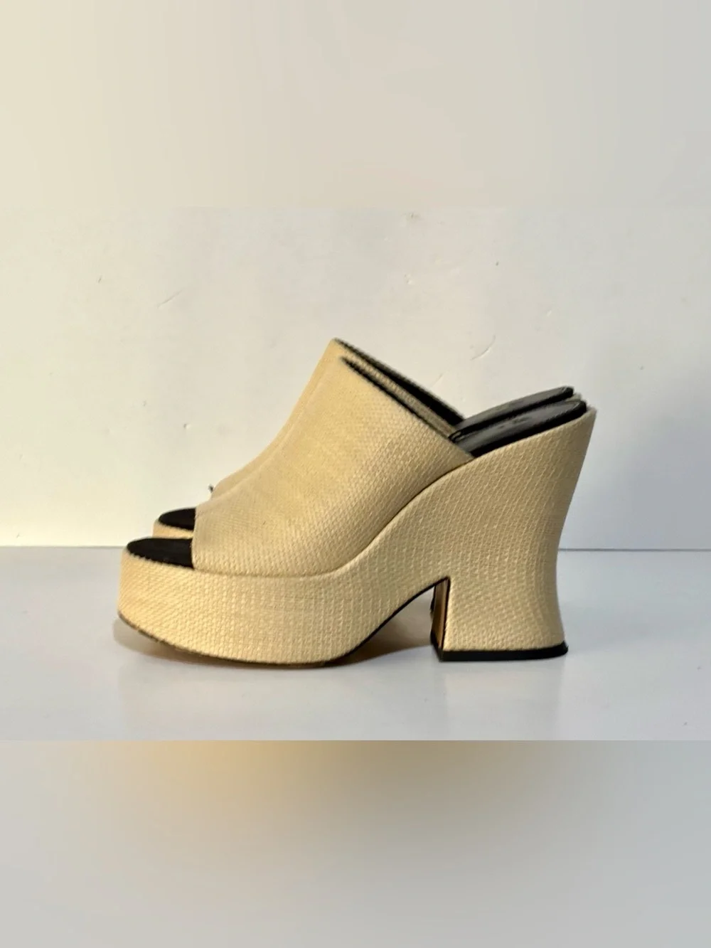 H&M Cream Woven Platform Mule Heels Size 8.5